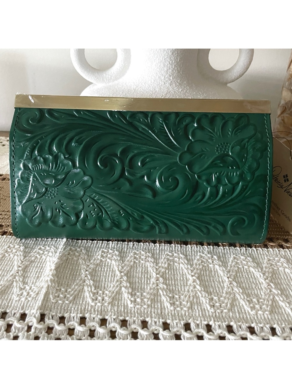 Patricia Nash Emerald Green Embossed Leather Wallet - Picture 4 of 13